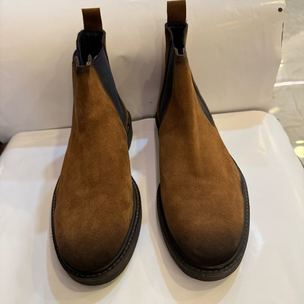 Saba Brown Chelsea Boots with Elastic Panels